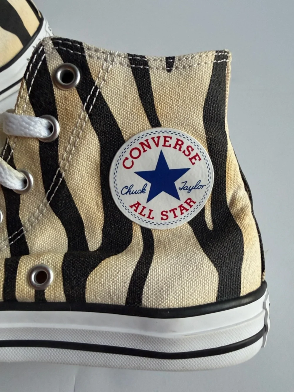 Converse All Star Kids High-Top Zebra Stripe Sneakers tennis shoes sz 3 5 35